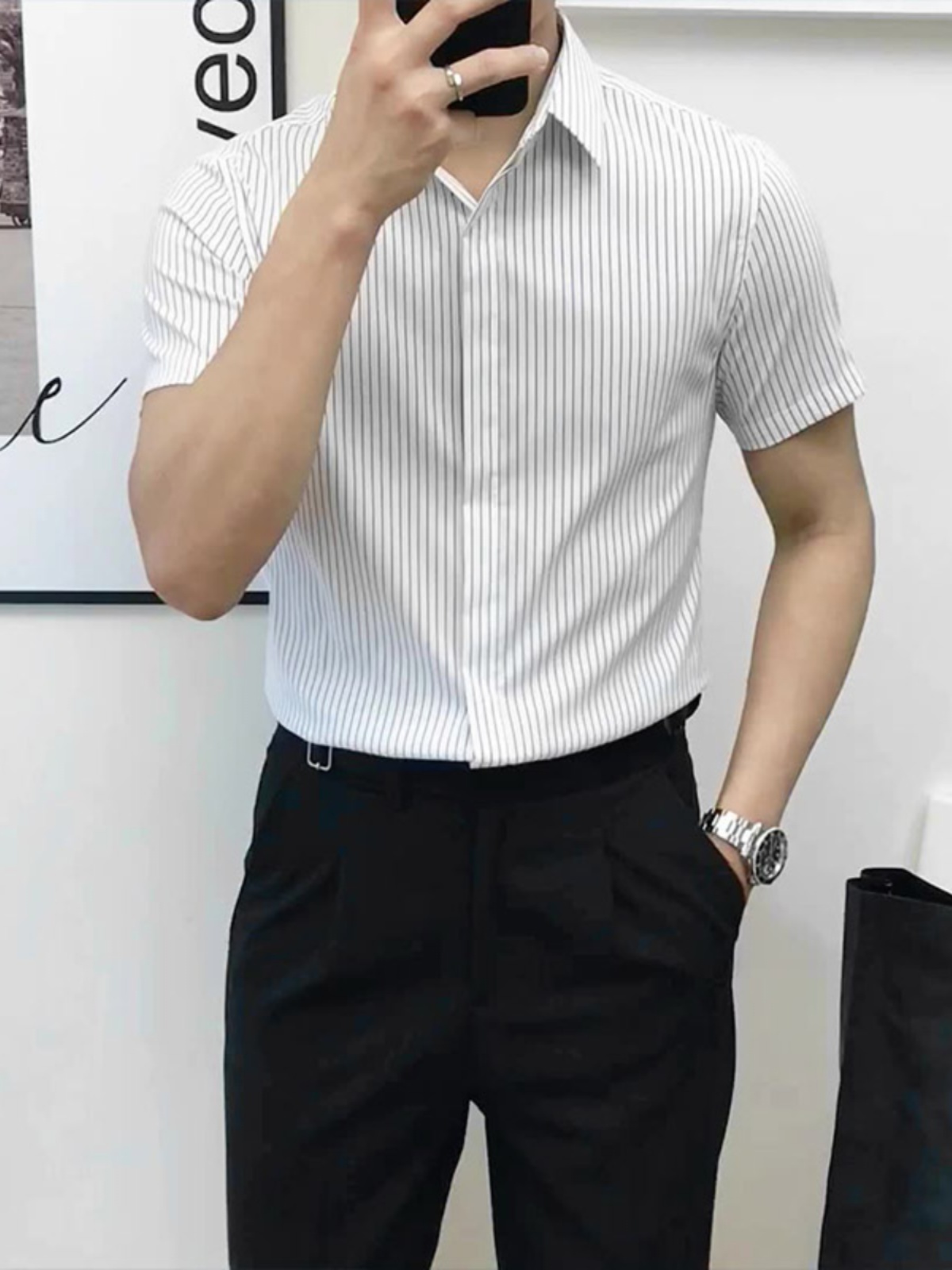 Men'S Urban Formal Wear - เสื้อเชิ้ตแขนสั้นลายทางทรงเข้ารูปสำหรับผู้ชาย แฟชั่นชุดทำงานทางการสำหรับออฟฟิศ ฤดูร้อน สไตล์วัยรุ่นคนเมือง