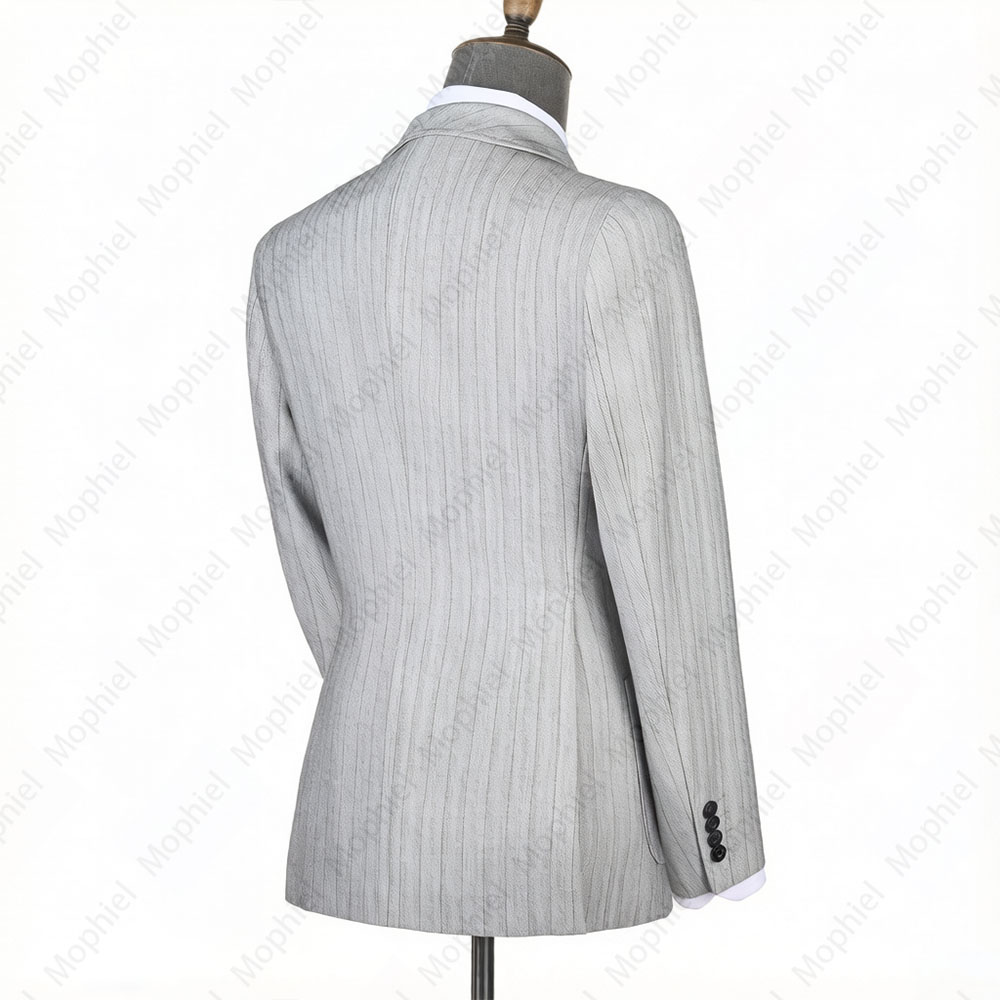 ชุดสูทผู้ชายสีเทาอ่อน Mophiel  - Formal Wear For Men In Wedding บทวิจารณ์และราคา